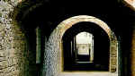 tunnel.jpg (16872 bytes)