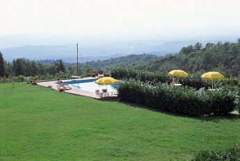 Farmhouse holiday at Castellina